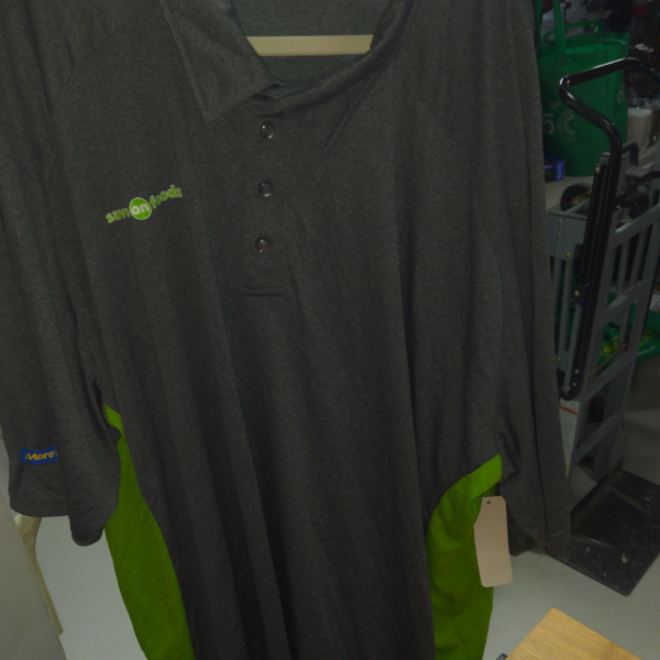Short Sleeved 4XL Save on Foods Uniform