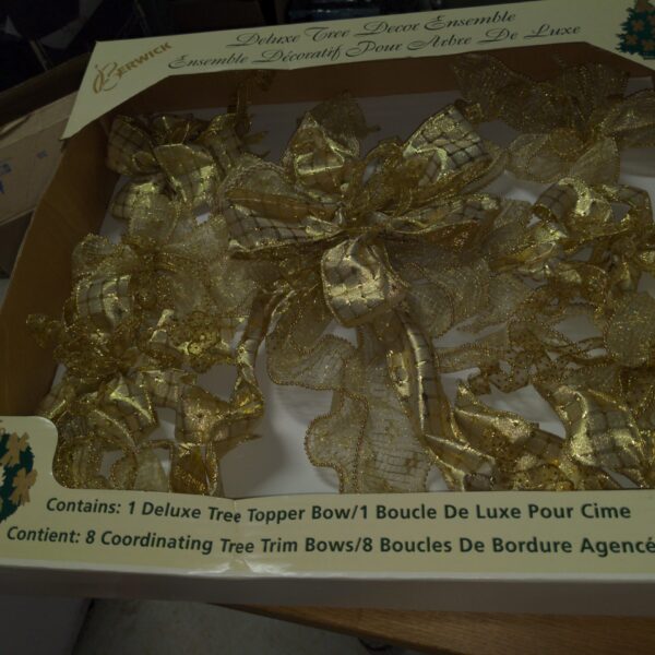 Deluxe Tree Topper Bow - Gold