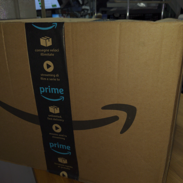 📦 Amazon Mystery Box – High-Volume Liquidation!