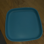 🥣 Auction Alert: New Kids Blue Square Plate