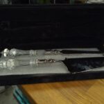 Bombay Cake Serving Set with Case – Appears New (Broken, Please See Photos)